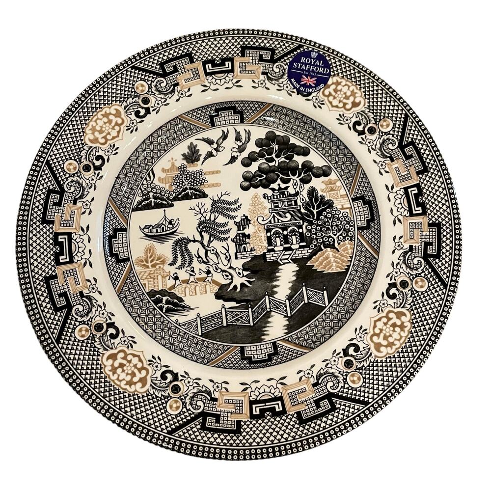 Royal Stafford Black Gold Asian Garden Willow Pagoda Dinner Plates Set of 4 New